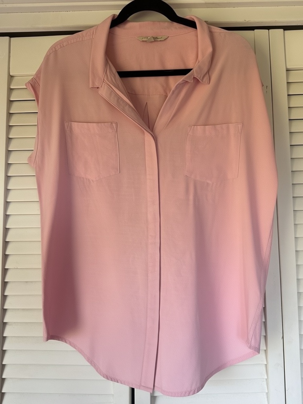 JACHS Girlfriend Sleeveless Button-Front Blouse - Light Pink